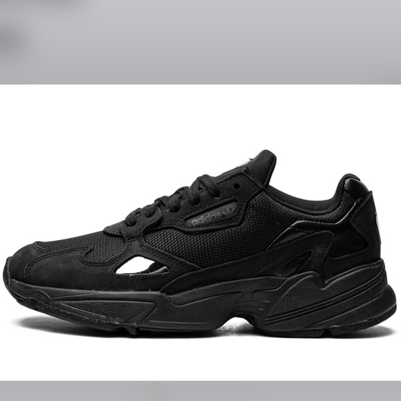 Adidas Falcon black on black running training sneakers metallic detail 6.5 - Picture 1 of 5